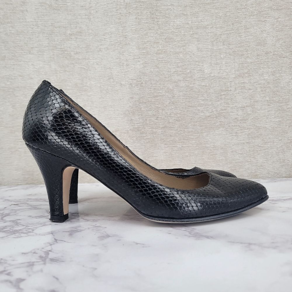 Anyi Lu Black Leather Snakeskin Print Pumps Heels Italian Women's Euro Size 38.5